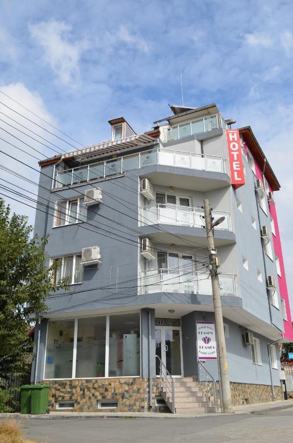 Hotel Kramus Ruse Exterior photo